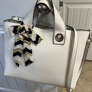 ZARA WHITE LEATHER BAG WITH HANDKERCHIEF DETAIL